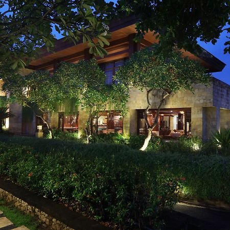 The Patra Bali Resort & Villas - Chse Certified Kuta Lombok Exterior foto The restaurant at the resort