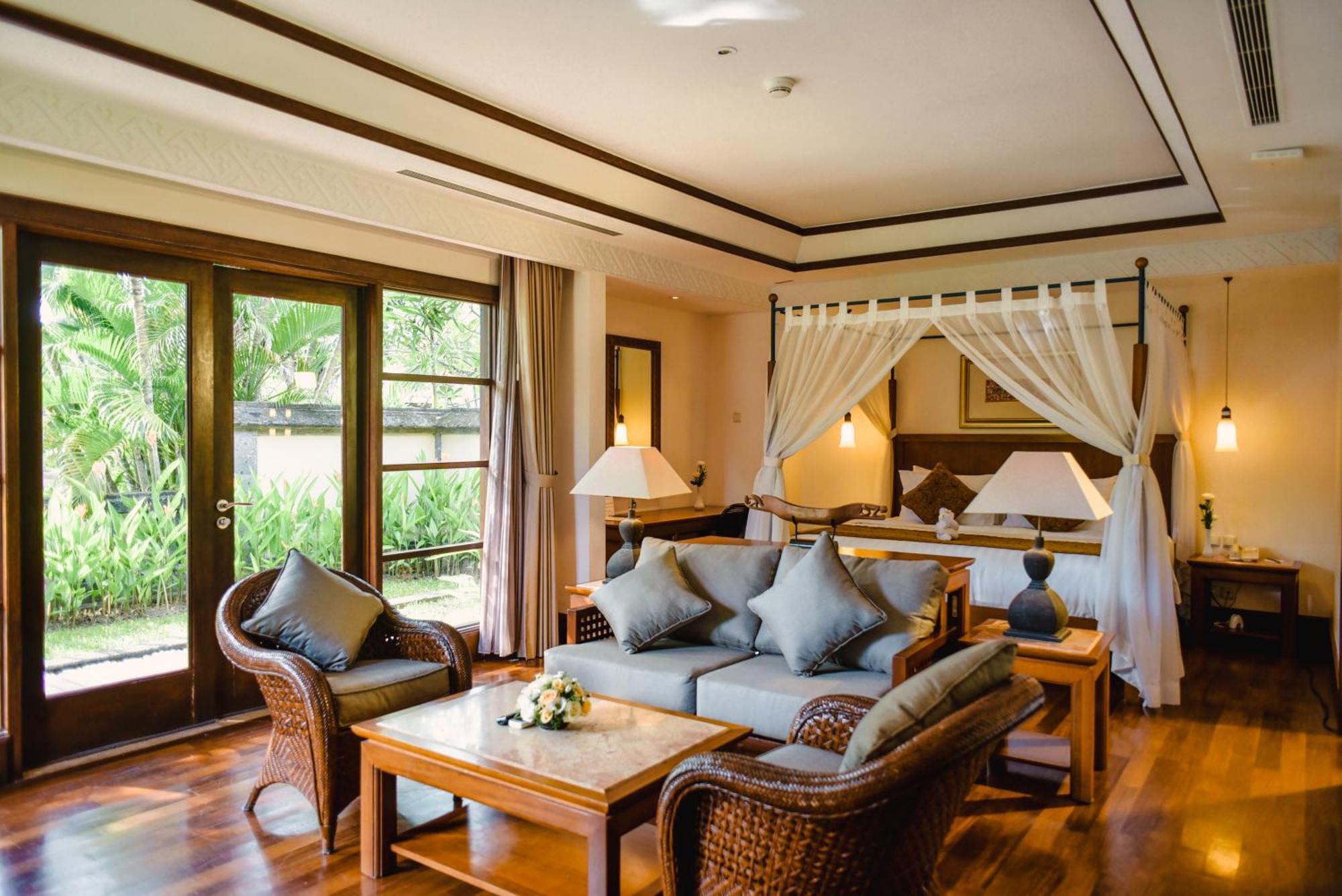 The Patra Bali Resort & Villas - Chse Certified Kuta Lombok Exterior foto A suite at the Royal Paradise Hotel & Spa